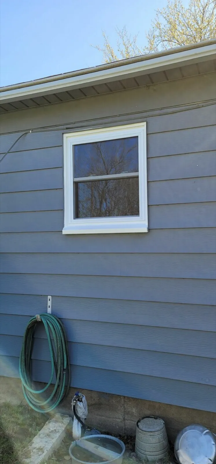 New double-hung replacement windows installed by SunSmart on a DFW-area home
